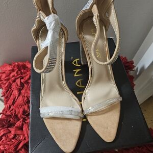 Woman's Nude Sparkling Open Toe Shoes w/Matching Purse